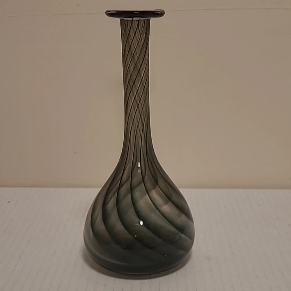 Vintage Handblown Spiral Pattern Glass Vase